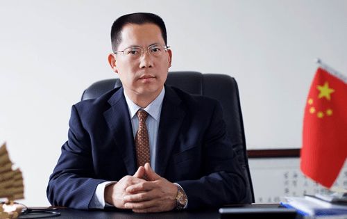 成都硅宝科技股份公司董事长王有治